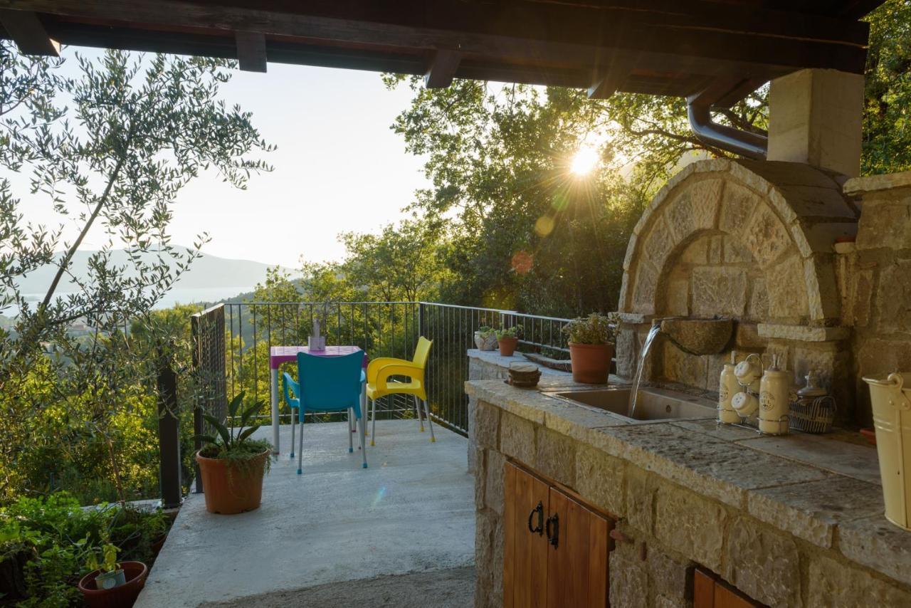 Sunset Holiday Home ティヴァト エクステリア 写真